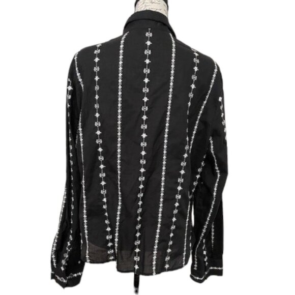 Bandolino Uptown GI Embroidered Button Shirt - Picture 2 of 8